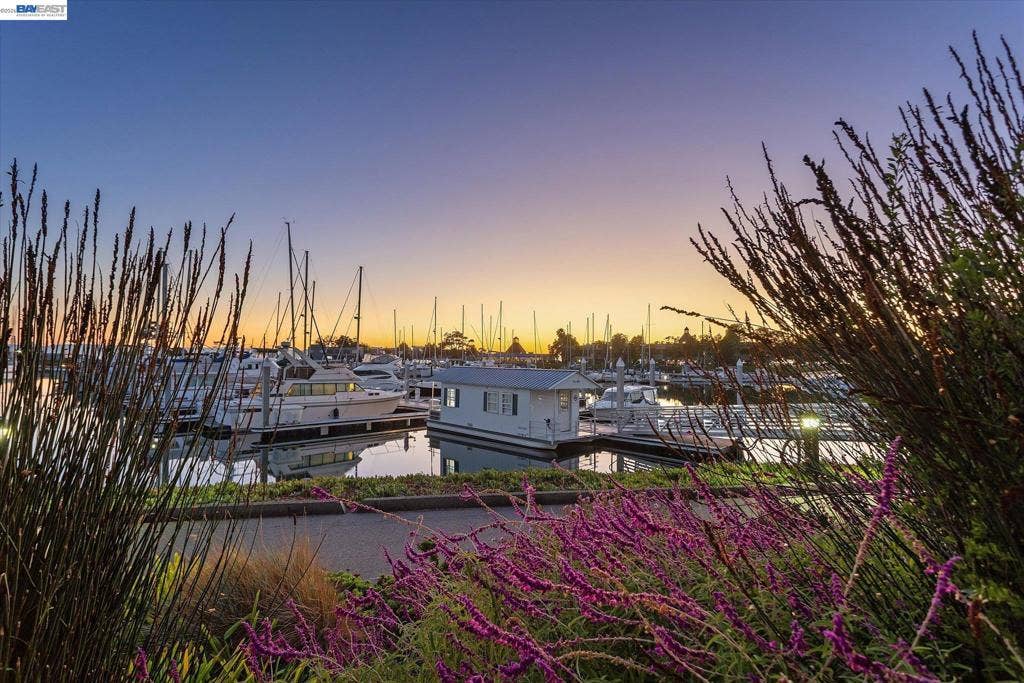 460 Cola Ballena, #D, Alameda, CA 94501