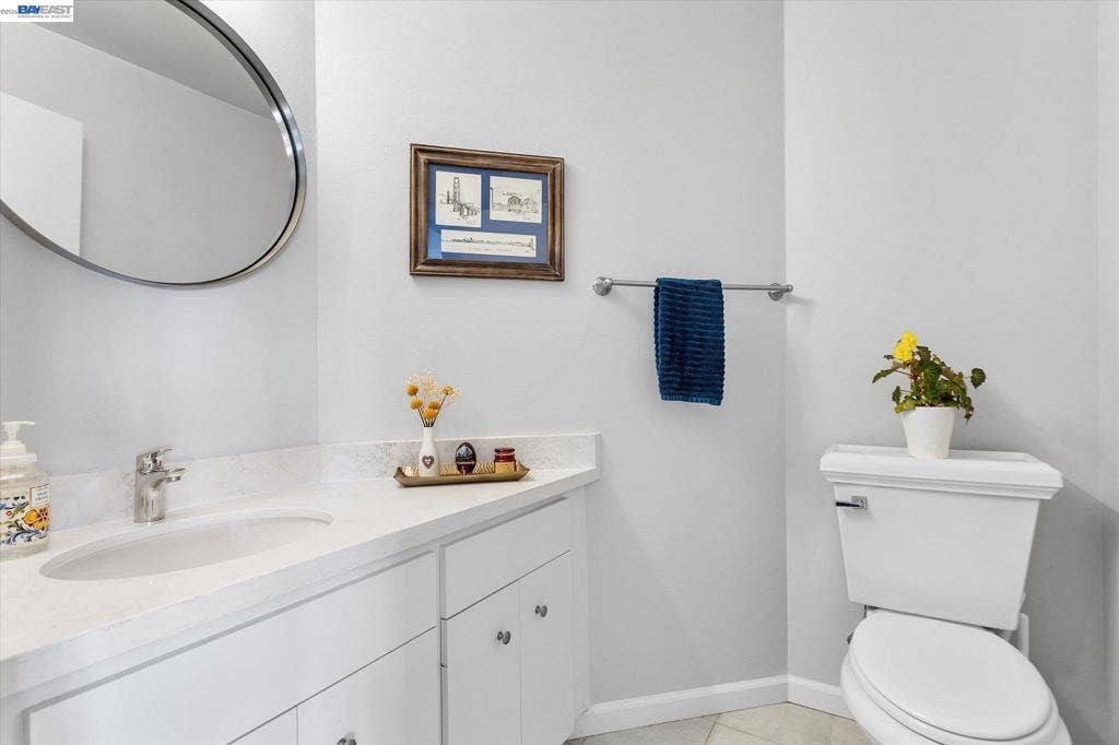 460 Cola Ballena, #D, Alameda, CA 94501