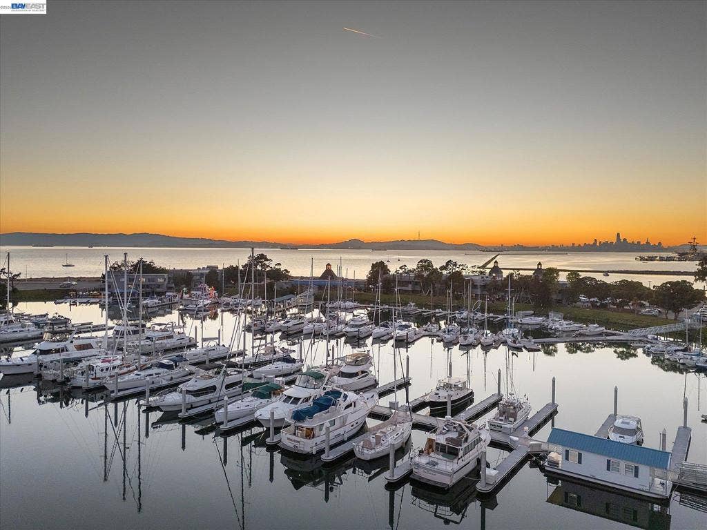 460 Cola Ballena, #D, Alameda, CA 94501