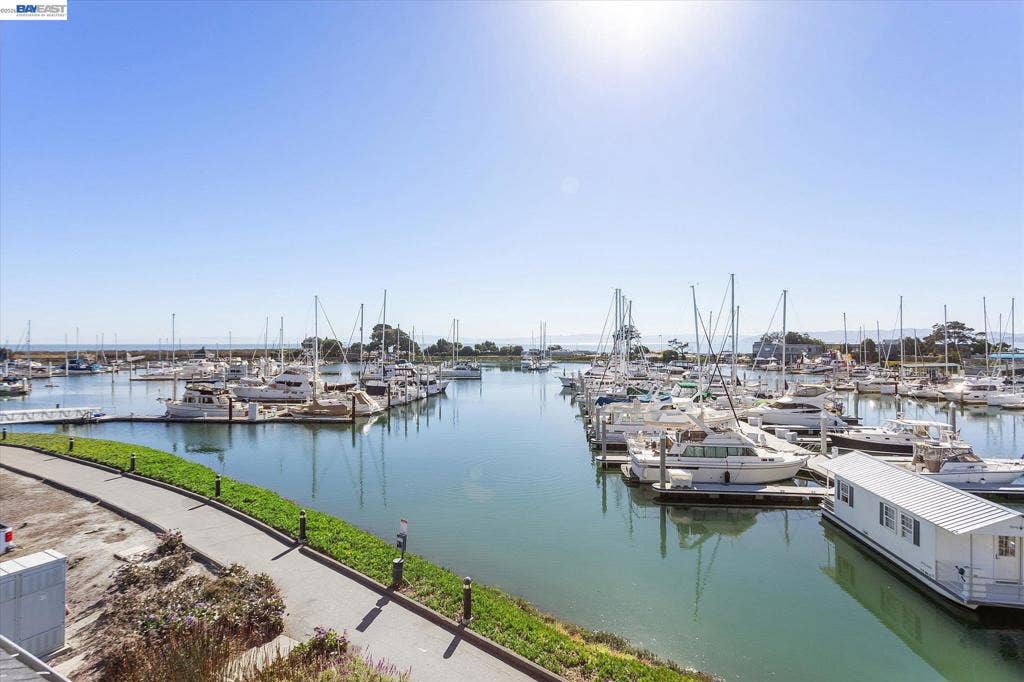 460 Cola Ballena, #D, Alameda, CA 94501