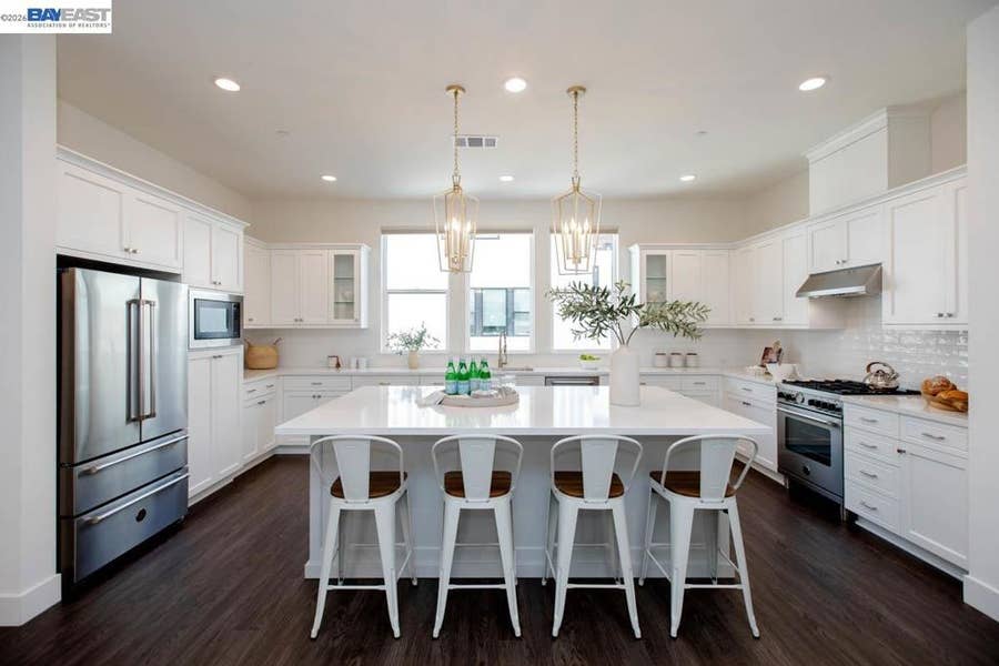 Property photo for 2042 Halo Ln, Alameda, CA