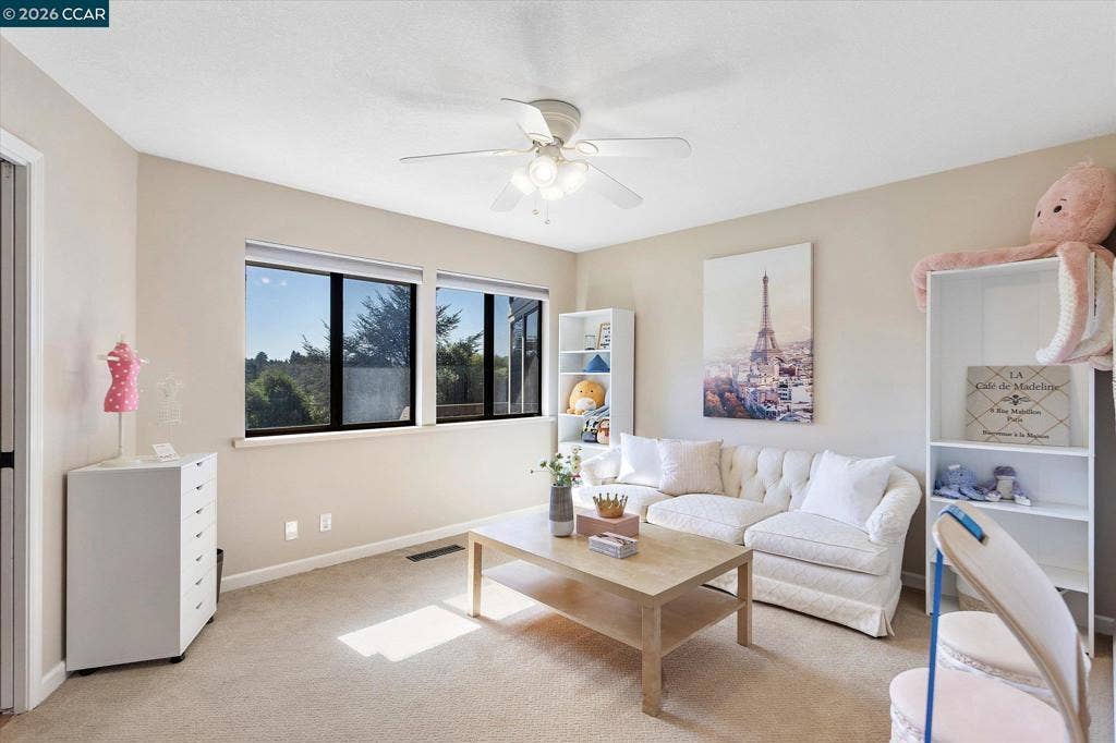 4572 Ewing Rd, Castro Valley, CA 94546 4572 Ewing Rd, Castro Valley, CA 94546