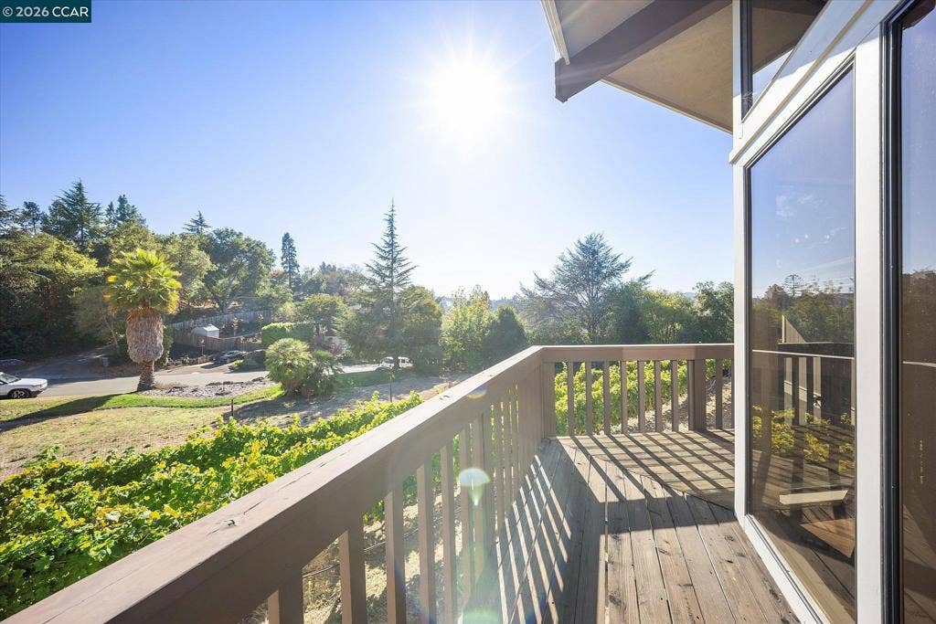 4572 Ewing Rd, Castro Valley, CA 94546 4572 Ewing Rd, Castro Valley, CA 94546
