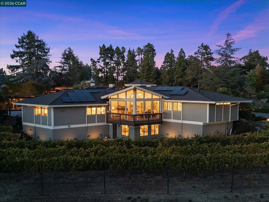 Property photo for 4572 Ewing Rd, Castro Valley, CA