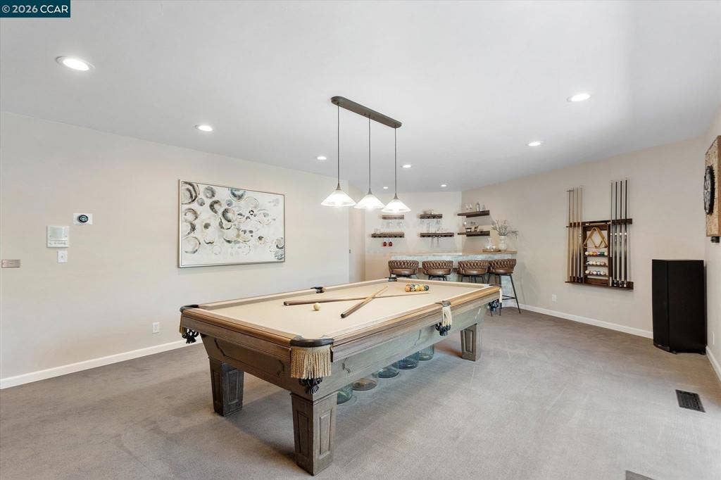 4572 Ewing Rd, Castro Valley, CA 94546 4572 Ewing Rd, Castro Valley, CA 94546