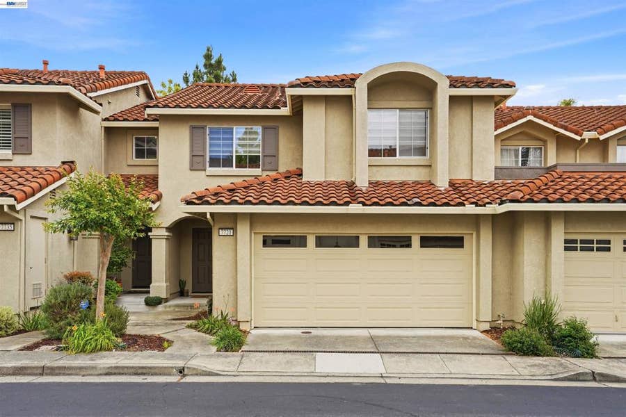 Property photo for 7721 Summerhill Pl, Castro Valley, CA