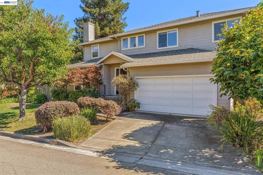 Property photo for 3265 Hertlein Pl, Castro Valley, CA