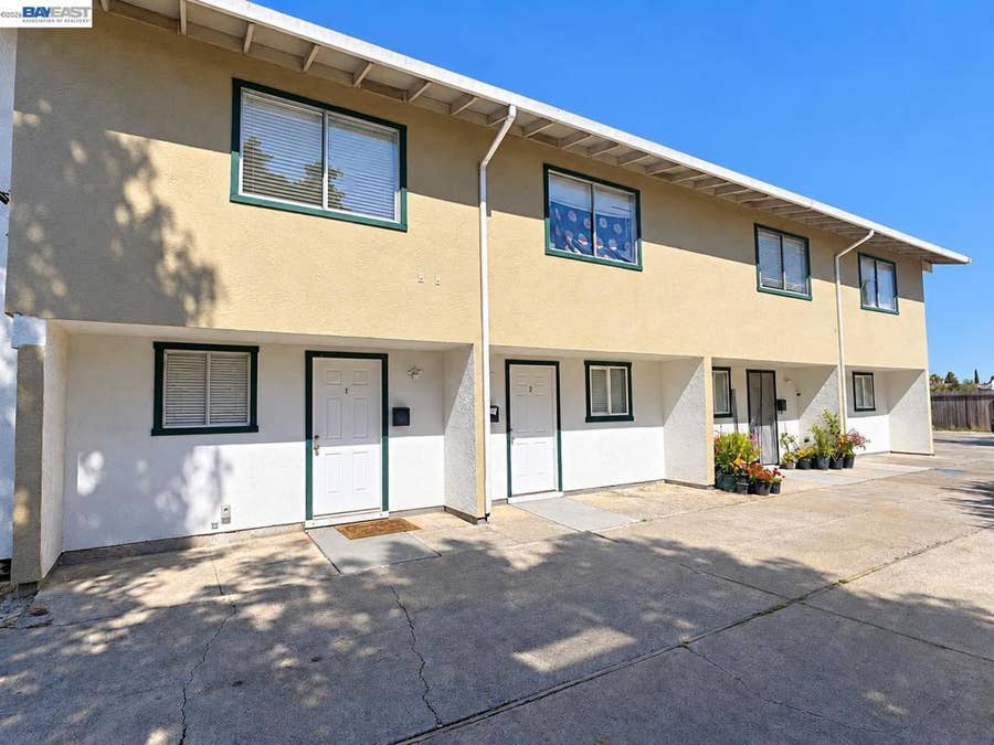 Property photo for 100 Tabor Ave, Fairfield, CA