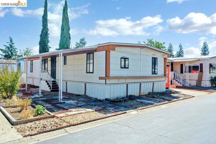 Property photo for 103 Countess Way, Sacramento, CA
