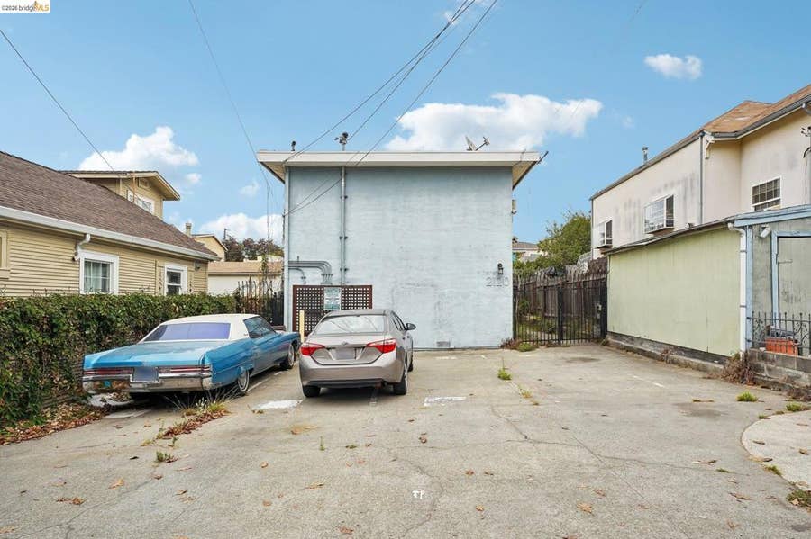 Property photo for 2120 E 22Nd St, Oakland, CA