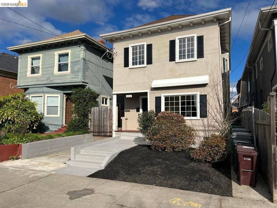 Property photo for 5812 Dover ST, Oakland, CA