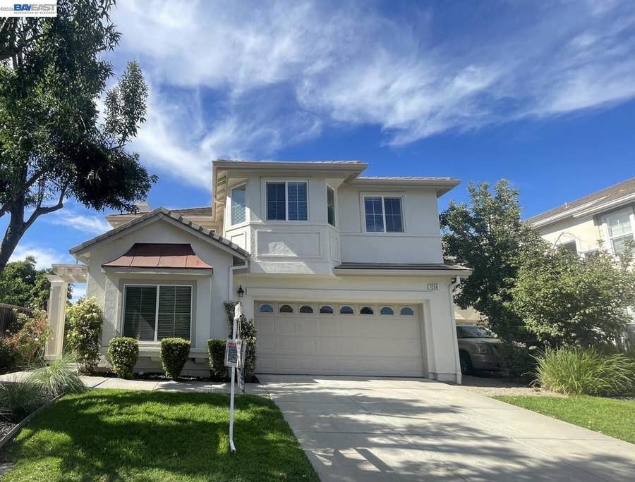 Property photo for 1250 Picadilly Ln,, Brentwood, CA