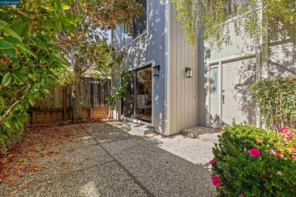 1085 Camino Verde Cir, Walnut Creek, CA 94597-2271 1085 Camino Verde Cir, Walnut Creek, CA 94597-2271