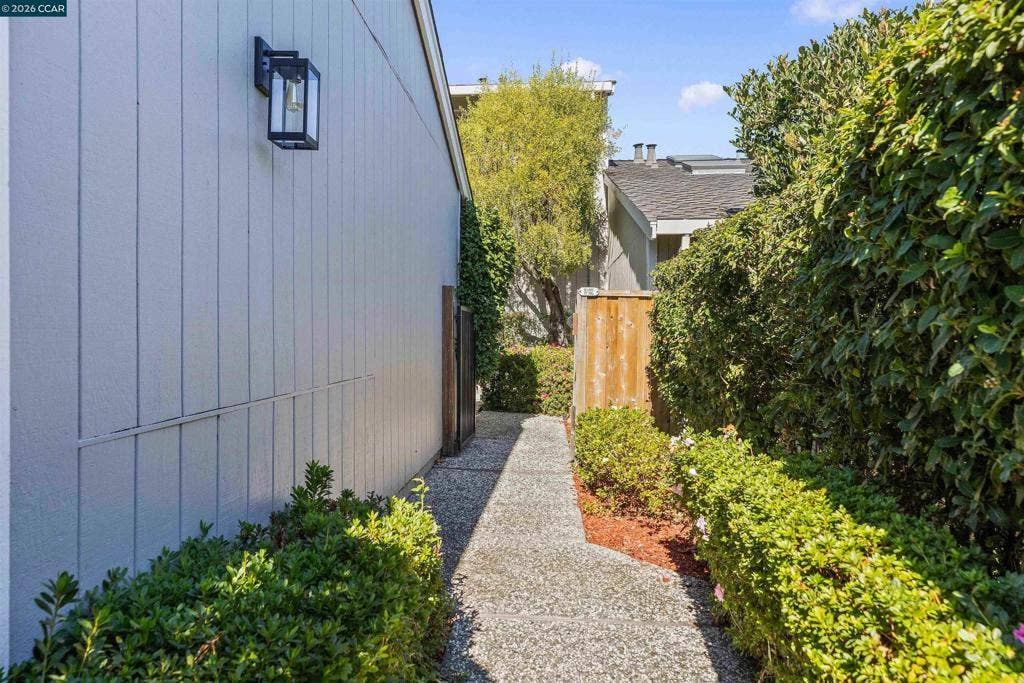1085 Camino Verde Cir, Walnut Creek, CA 94597-2271 1085 Camino Verde Cir, Walnut Creek, CA 94597-2271
