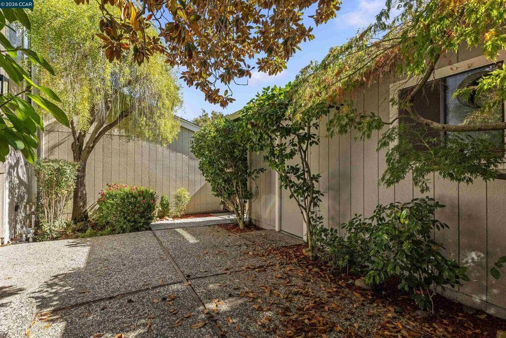 1085 Camino Verde Cir, Walnut Creek, CA 94597-2271 1085 Camino Verde Cir, Walnut Creek, CA 94597-2271