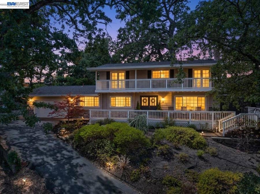 Property photo for 511 El Pintado Rd, Danville, CA