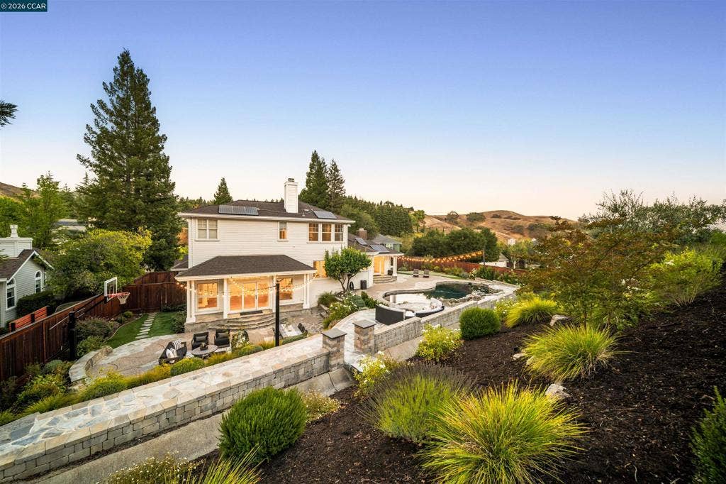 133 Sunhaven Rd, Danville, CA 94506 133 Sunhaven Rd, Danville, CA 94506