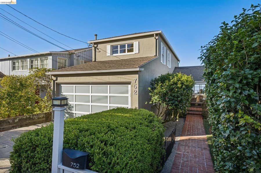 Property photo for 752 Grizzly Peak Blvd, Berkeley, CA