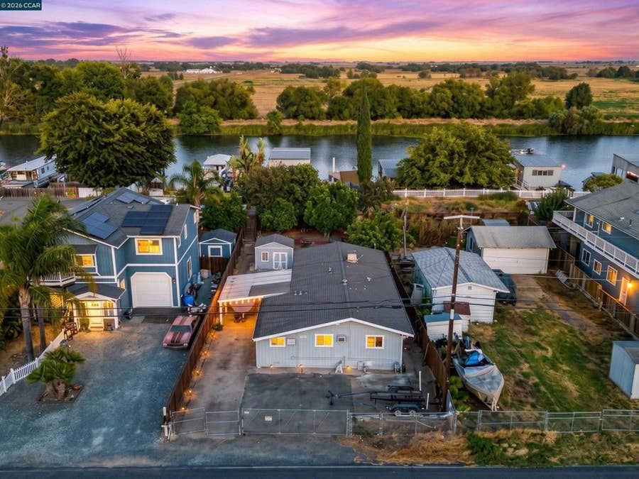 Property photo for 4412 Sandmound Blvd, Oakley, CA