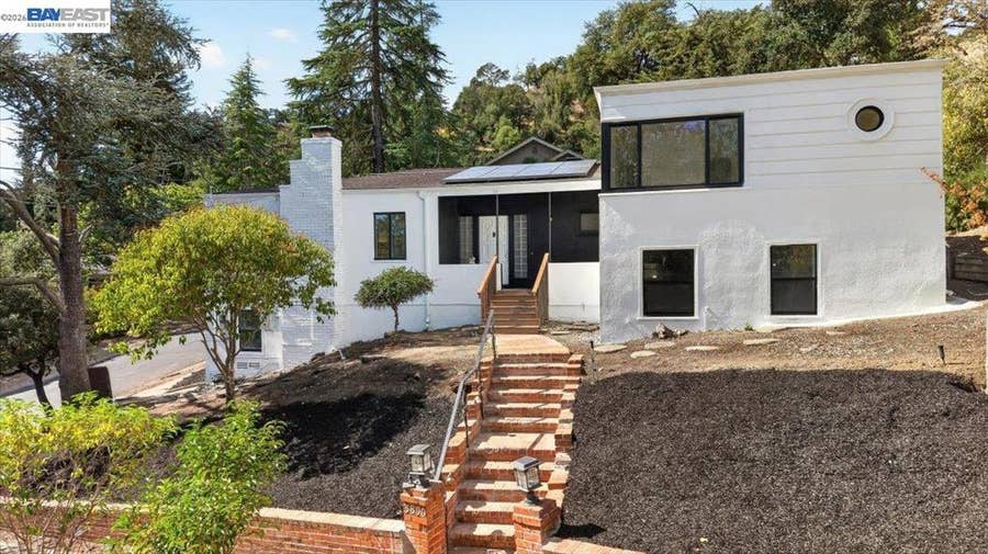 Property photo for 3890 Serrano St, Martinez, CA