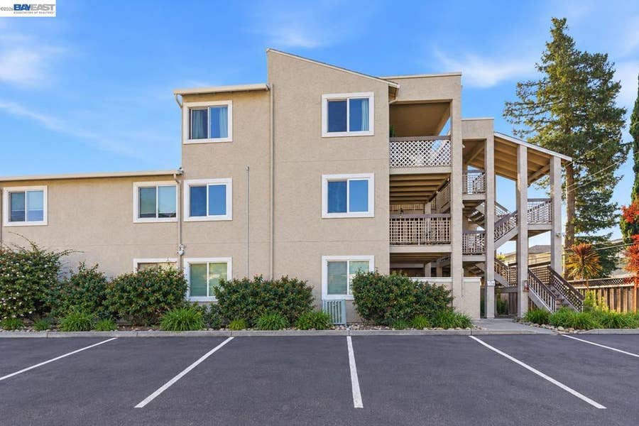 Property photo for 5547 Russo Dr, San Jose, CA