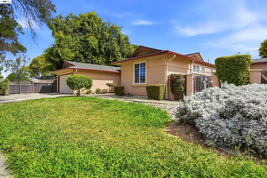 Property photo for 37658 Canterbury St, Fremont, CA