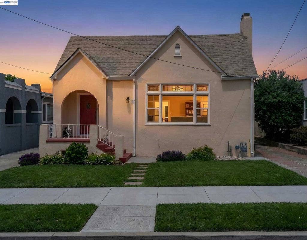 250 Cherrywood Ave, San Leandro, CA 94577 250 Cherrywood Ave, San Leandro, CA 94577