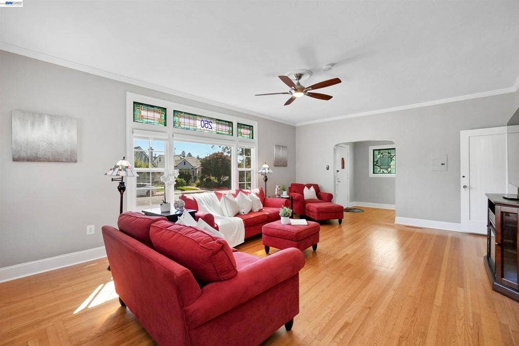 250 Cherrywood Ave, San Leandro, CA 94577 250 Cherrywood Ave, San Leandro, CA 94577
