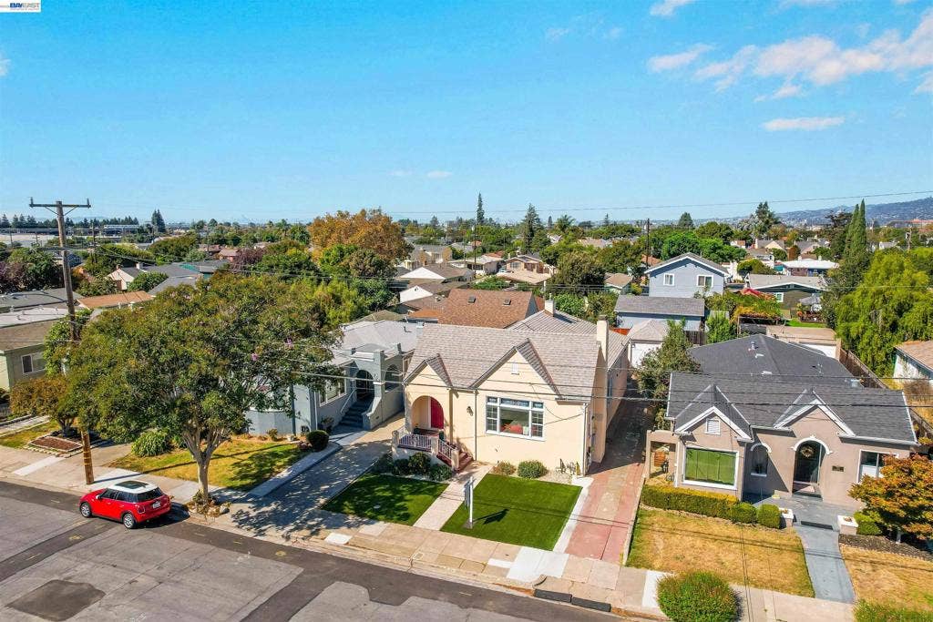 250 Cherrywood Ave, San Leandro, CA 94577 250 Cherrywood Ave, San Leandro, CA 94577