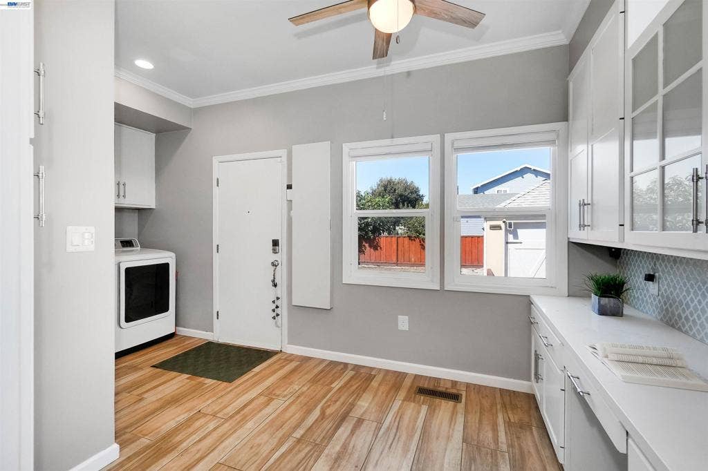 250 Cherrywood Ave, San Leandro, CA 94577 250 Cherrywood Ave, San Leandro, CA 94577