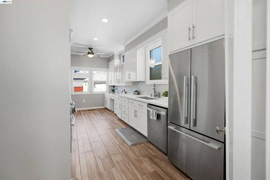 250 Cherrywood Ave, San Leandro, CA 94577 250 Cherrywood Ave, San Leandro, CA 94577