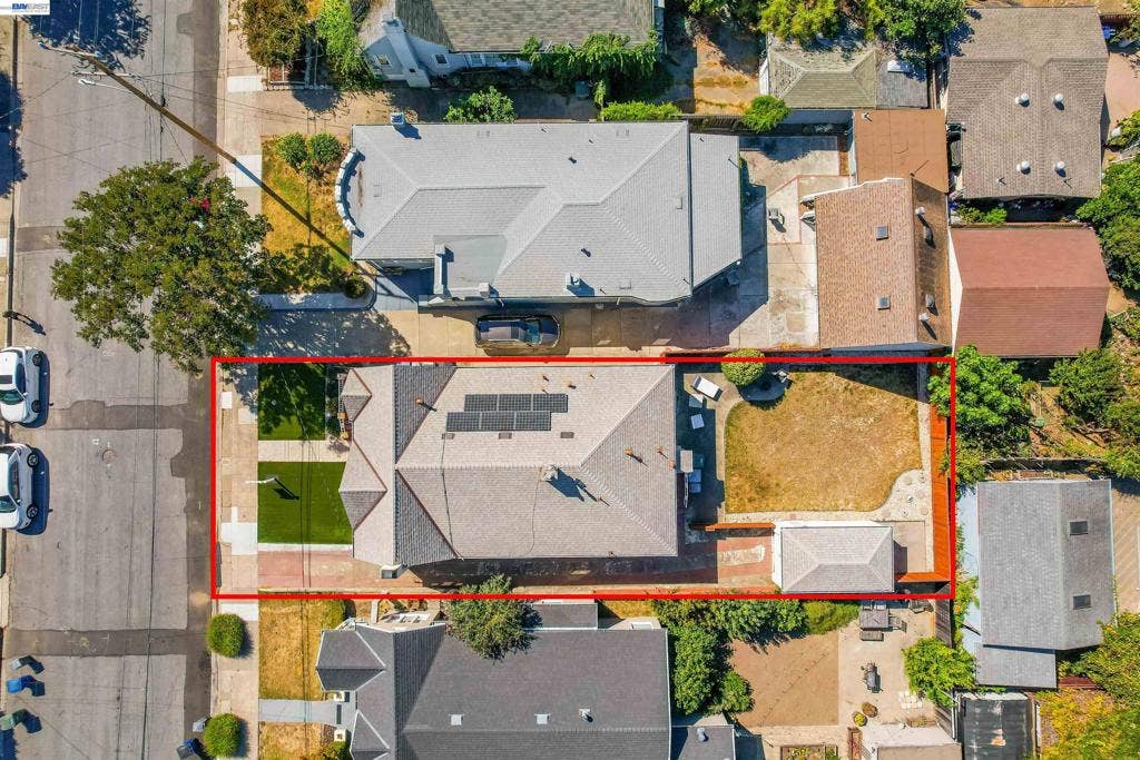 250 Cherrywood Ave, San Leandro, CA 94577 250 Cherrywood Ave, San Leandro, CA 94577