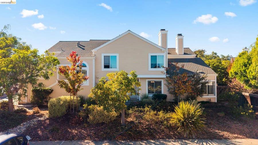 Property photo for 116 Shepardson Ln, Alameda, CA