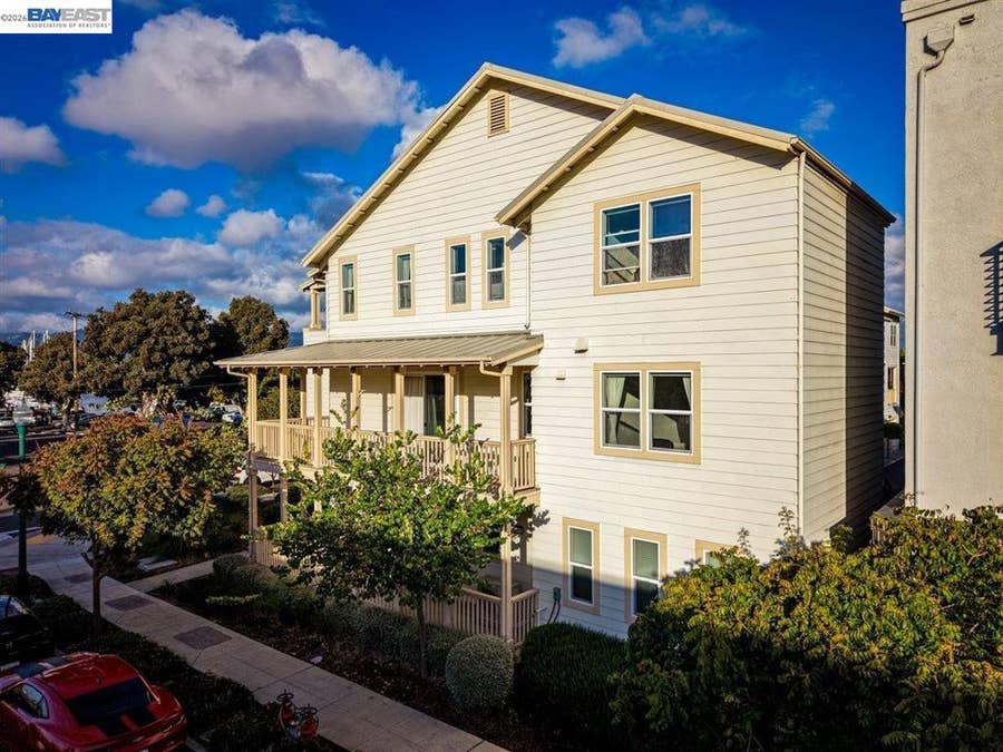 Property photo for 1826 Entrance Rd, Alameda, CA