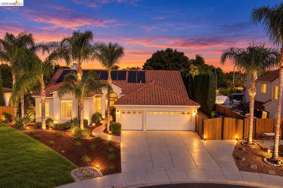 Property photo for 1260 Bay Court, Brentwood, CA