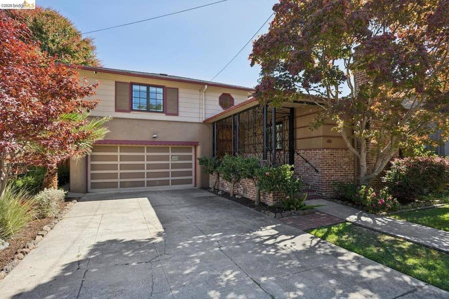 Property photo for 1280 Caroline ST, Alameda, CA