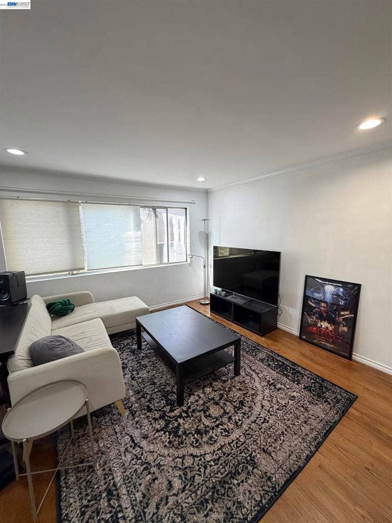 Property photo for 1015 N Kings Rd, #309, West Hollywood, CA
