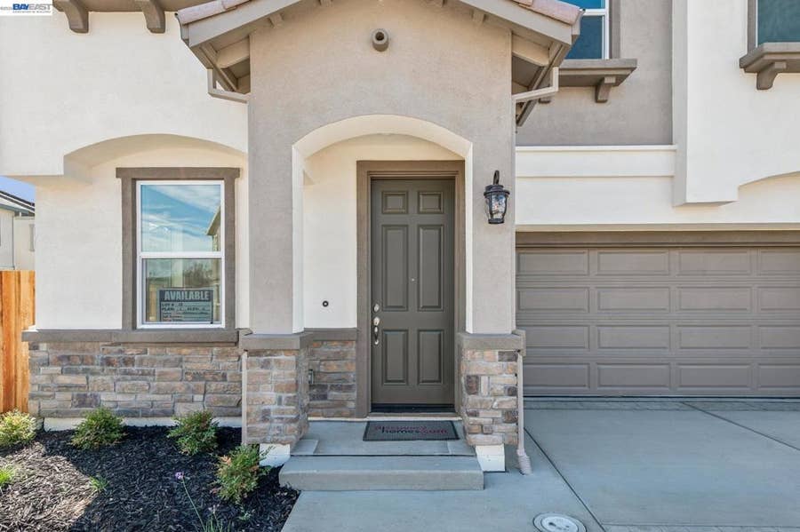 Property photo for 129 Creek View Cir, Fairfield, CA