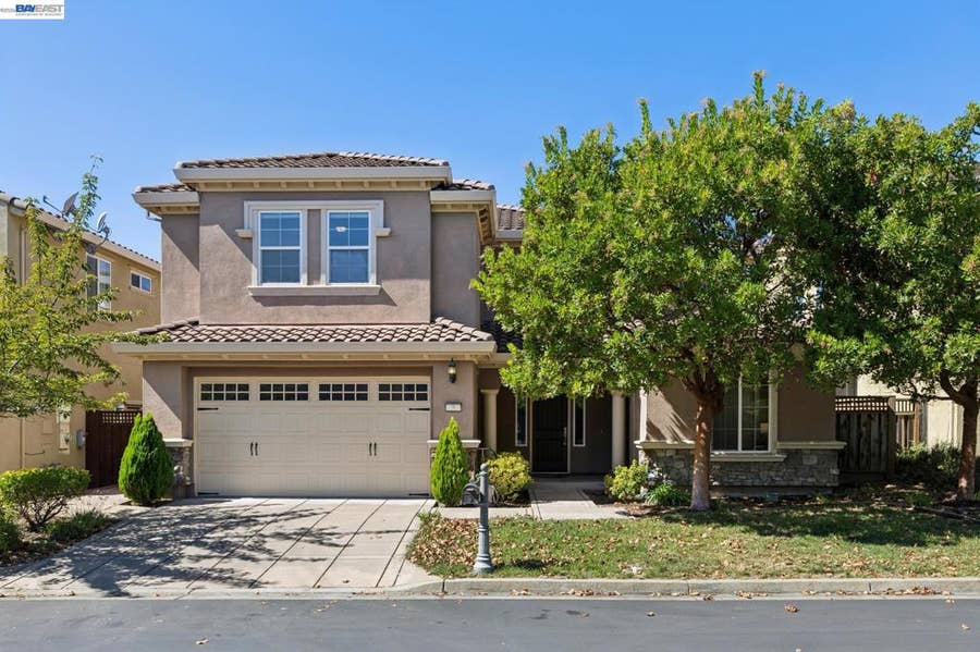 Property photo for 9 Tullach Pl, Hayward, CA