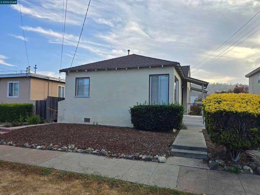 Property photo for 1662 San Benito St, Richmond, CA