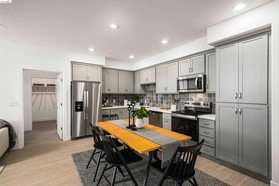 Property photo for 500 Somi Ct, #412, Hayward, CA