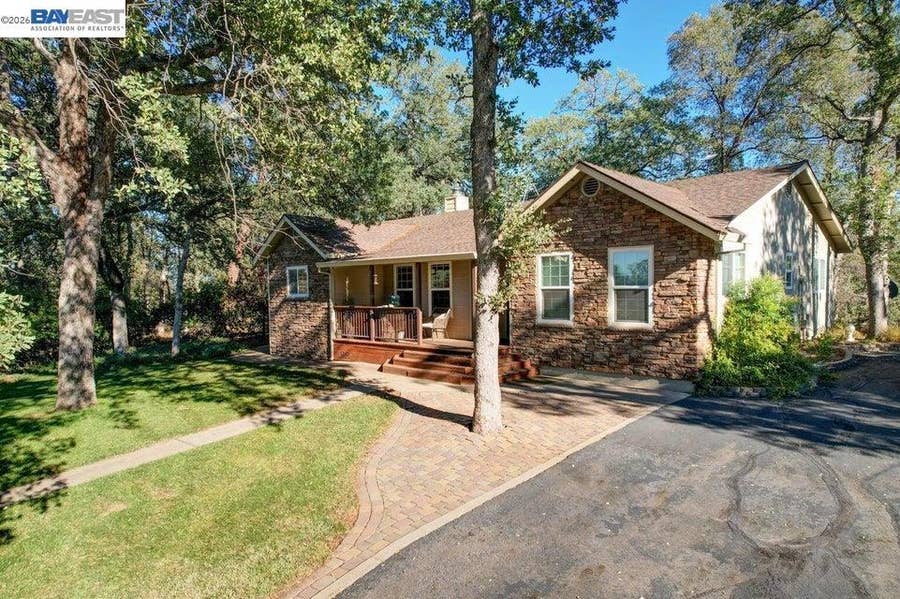 Property photo for 19650 Russell, Cottonwood, CA