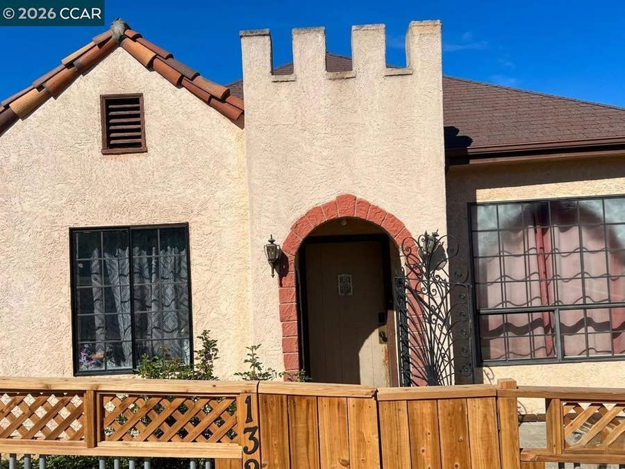 Property photo for 1324 Francis st, Crockett, CA