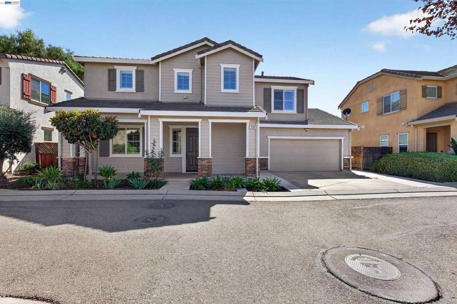 Property photo for 290 W Santa Clara Dr, Mountain House, CA