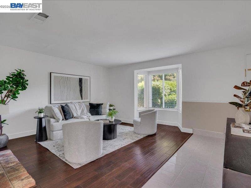 Property photo for 1289 Pine Creek Way, #D, Concord, CA