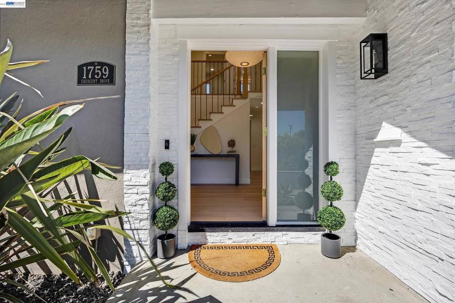 Property photo for 1759 Crescent Dr, Walnut Creek, CA