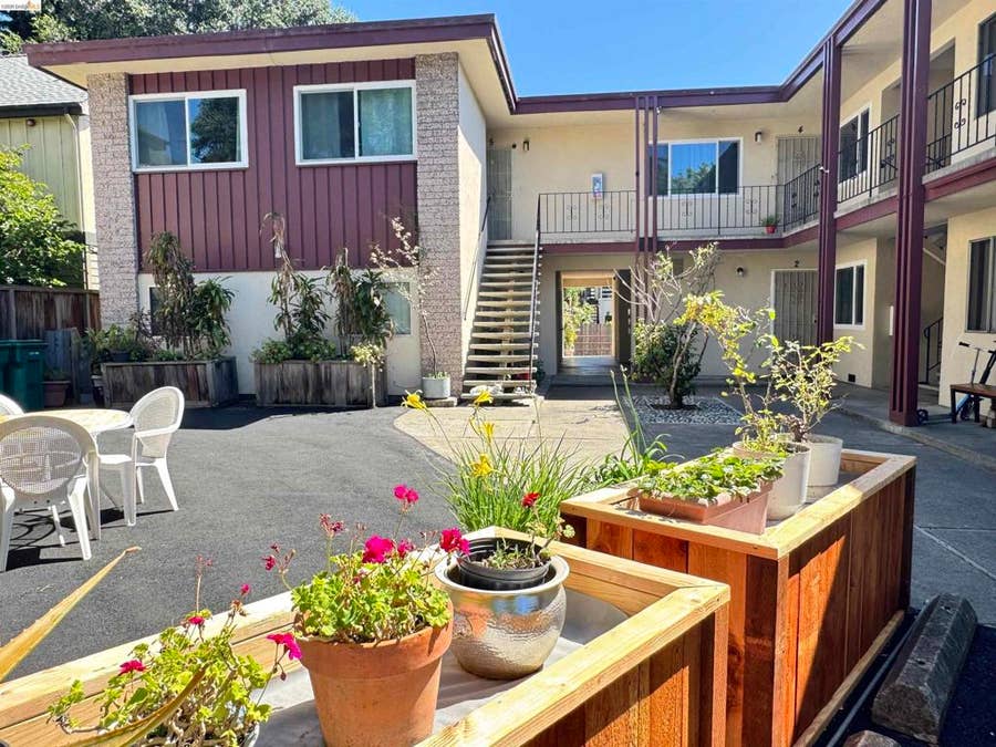Property photo for 3812 Whittle Ave, Oakland, CA