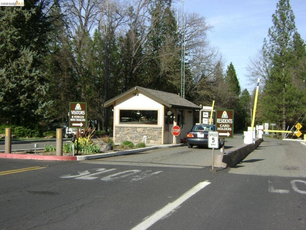 19991 Pine Mountain Dr., Groveland, CA 95321 19991 Pine Mountain Dr., Groveland, CA 95321