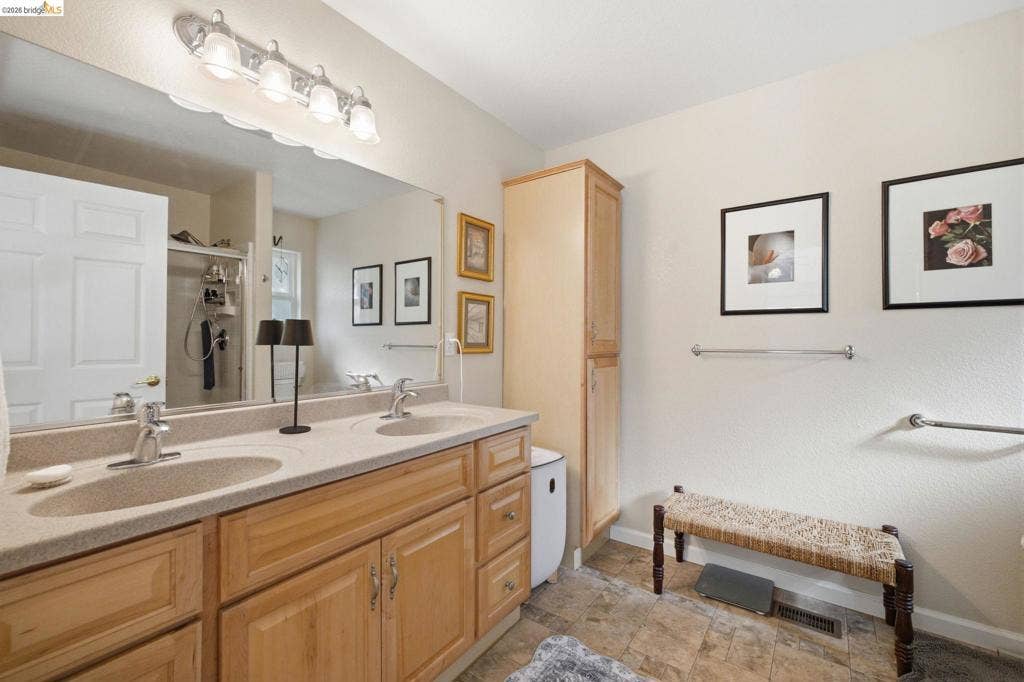 19991 Pine Mountain Dr., Groveland, CA 95321 19991 Pine Mountain Dr., Groveland, CA 95321