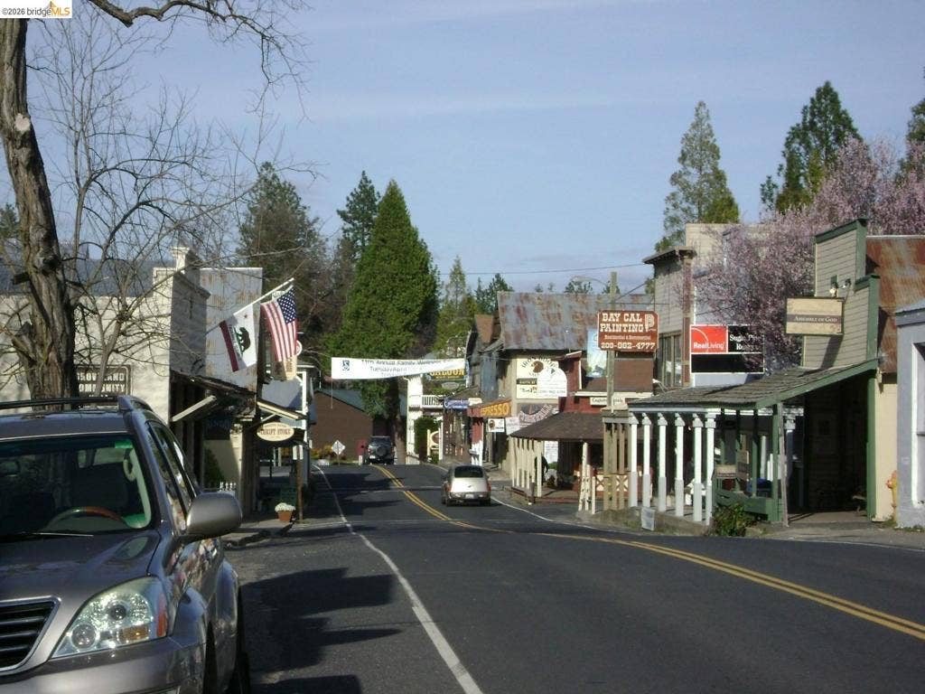 19991 Pine Mountain Dr., Groveland, CA 95321 19991 Pine Mountain Dr., Groveland, CA 95321